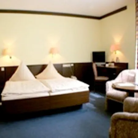 Waldhotel Schaeferberg 4*