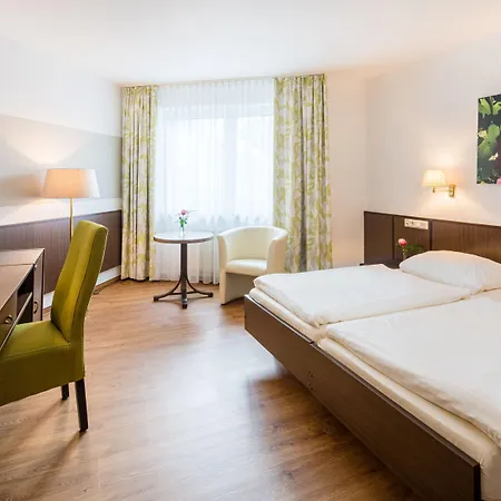 Waldhotel Schaeferberg Otel