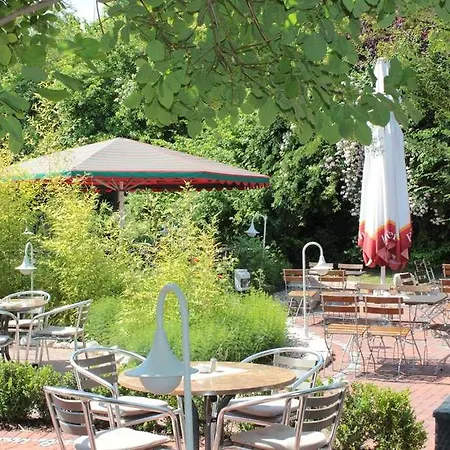 Waldhotel Schaeferberg